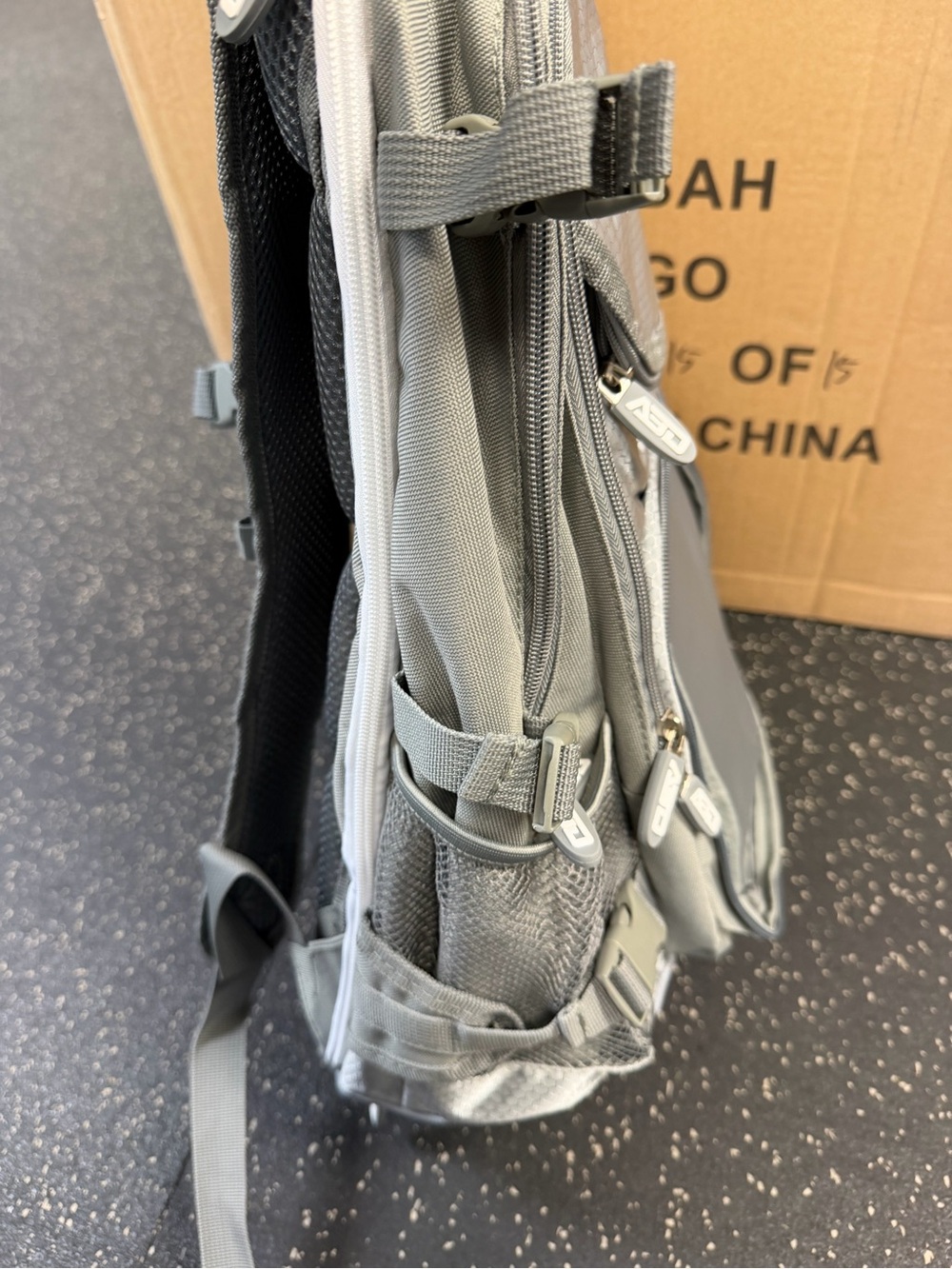 Baseball/Softball backpack - Picture 3 of 4